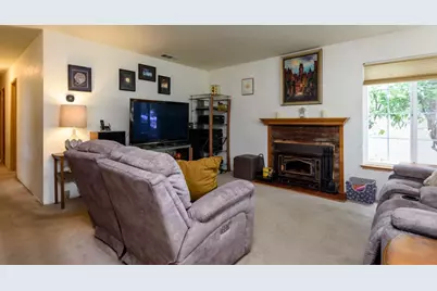 915 Dorian Ct, San Jose, CA 95127 - Photo 2