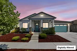911 Trinity Dr, Hollister, CA 95023 - Photo 2