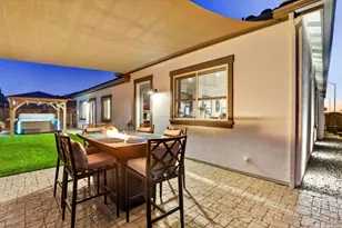 911 Trinity Dr, Hollister, CA 95023 - Photo 44
