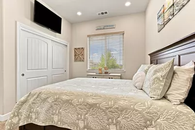 911 Trinity Dr, Hollister, CA 95023 - Photo 22
