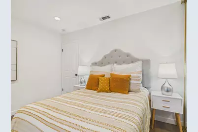 215 Red Oak Dr G, Sunnyvale, CA 94086 - Photo 18