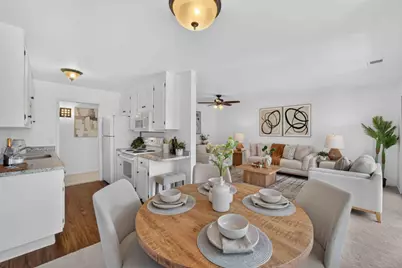 255 S Rengstorff Ave 42, Mountain View, CA 94040 - Photo 2