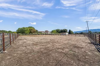 10095 Pomo Pl, Gilroy, CA 95020 - Photo 64