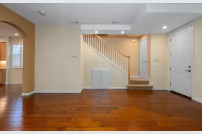1638 E San Antonio St, San Jose, CA 95116 - Photo 6