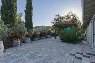 375 Hitch, Hollister, CA 95023 - Photo 40