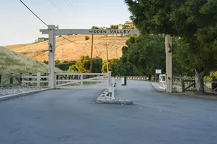 375 Hitch, Hollister, CA 95023 - Photo 80