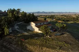 375 Hitch, Hollister, CA 95023 - Photo 48