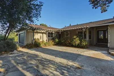 375 Hitch, Hollister, CA 95023 - Photo 4