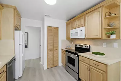 2547 Easton Ln 15, San Jose, CA 95133 - Photo 14