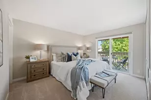 1327 Merrivale West Square, San Jose, CA 95117 - Photo 16