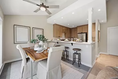 1327 Merrivale West Sq, San Jose, CA 95117 - Photo 6