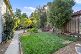 2 Beverly Dr, San Carlos, CA 94070 - Photo 64
