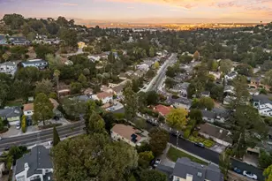 2 Beverly Dr, San Carlos, CA 94070 - Photo 100