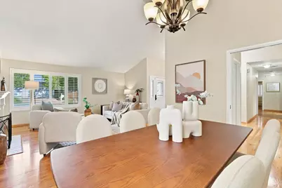 6568 Broadacres Dr, San Jose, CA 95120 - Photo 20