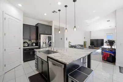 9 Chysis Rd, Milpitas, CA 95035 - Photo 8