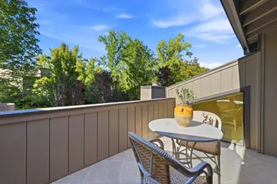 1252 Sharon Park Dr, Menlo Park, CA 94025 - Photo 36