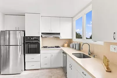 60 Roslyn Ct, Daly City, CA 94015 - Photo 16