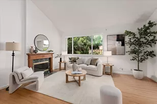 125 Connemara Way 2, Sunnyvale, CA 94087 - Photo 1