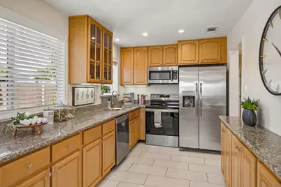 2711 Coit Dr, San Jose, CA 95124 - Photo 10