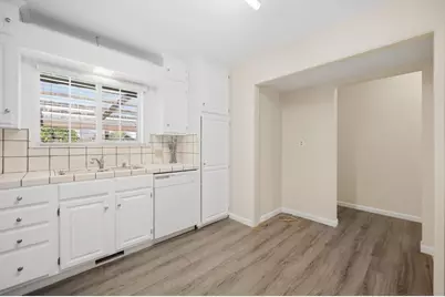 56 Bundeson Dr, Hollister, CA 95023 - Photo 8