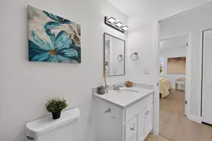 640 S Henry Ave, San Jose, CA 95117 - Photo 24