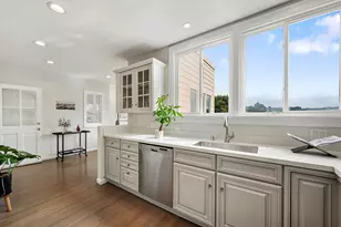 243 Hearst Ave, San Francisco, CA 94131 - Photo 16