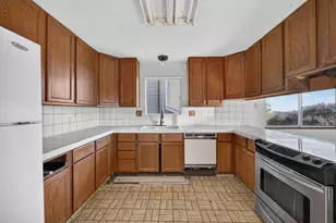 930 Ferdinand Ave, El Granada, CA 94018 - Photo 12