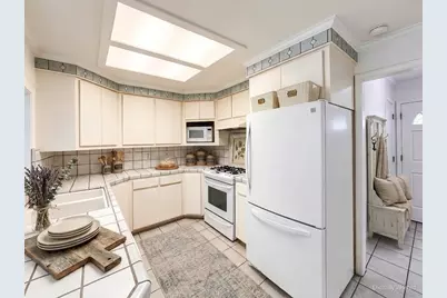 10 Chalon Cir, Salinas, CA 93901 - Photo 6
