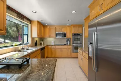24635 Heather Heights Rd, Saratoga, CA 95070 - Photo 12