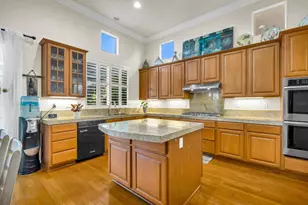 2075 Silence Dr, San Jose, CA 95148 - Photo 14