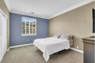 2075 Silence Dr, San Jose, CA 95148 - Photo 40