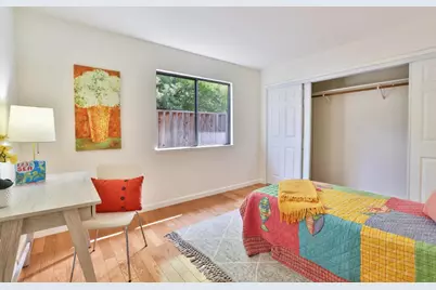 10815 E Estates Dr, Cupertino, CA 95014 - Photo 16