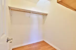 10815 E Estates Dr, Cupertino, CA 95014 - Photo 14