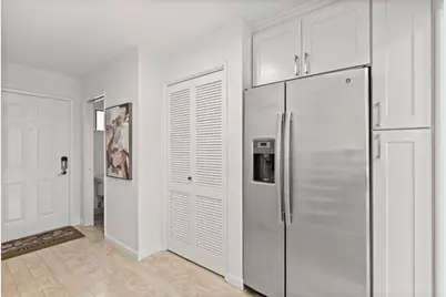 612 Sierra Vista Ave K, Mountain View, CA 94043 - Photo 2