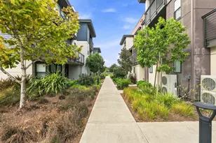 185 Waters Park Cir, San Mateo, CA 94403 - Photo 46