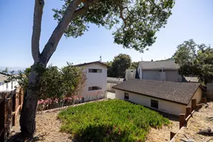 835 Pine St, Monterey, CA 93940 - Photo 24