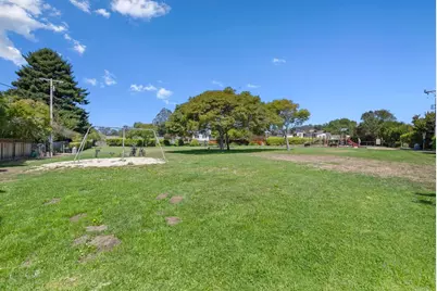 1147 Callas Ln 2, Capitola, CA 95010 - Photo 22