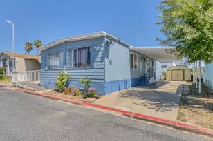 255 E Bolivar St 119, Salinas, CA 93906 - Photo 2