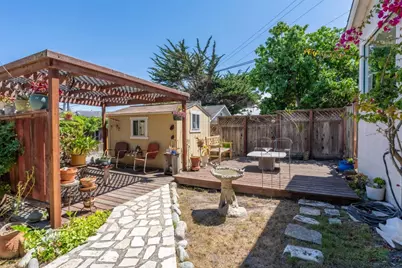 247 Belden St, Monterey, CA 93940 - Photo 34