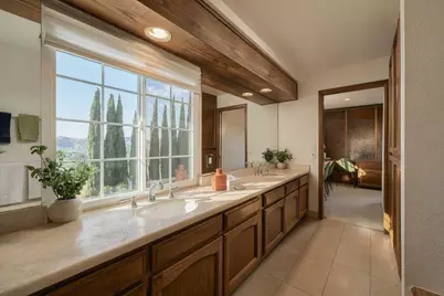 825 W San Martin Ave, San Martin, CA 95046 - Photo 40