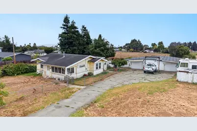 897 Green Valley Rd, Watsonville, CA 95076 - Photo 16