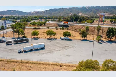 5980 Travel Park Cir, Gilroy, CA 95020 - Photo 16
