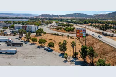 5980 Travel Park Cir, Gilroy, CA 95020 - Photo 8