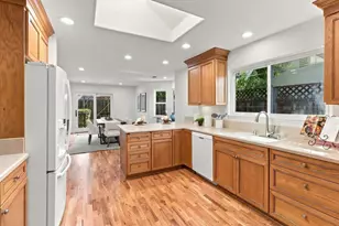 1304 Cherry Ct, San Jose, CA 95118 - Photo 6