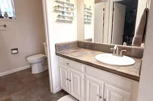 856 Duffin Dr, Hollister, CA 95023 - Photo 16