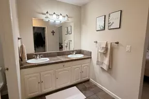 856 Duffin Dr, Hollister, CA 95023 - Photo 12