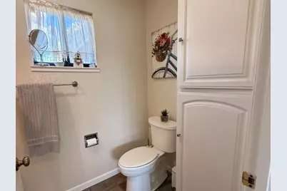 856 Duffin Dr, Hollister, CA 95023 - Photo 18