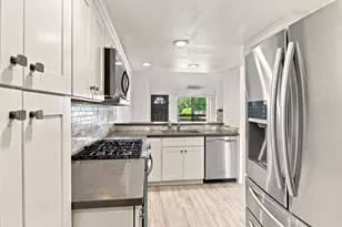 880 N Winchester Blvd 205, Santa Clara, CA 95050 - Photo 8