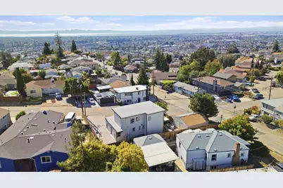 16972 Rolando Ave, Castro Valley, CA 94546 - Photo 68