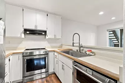 1240 Coyote Creek Pl, San Jose, CA 95116 - Photo 8